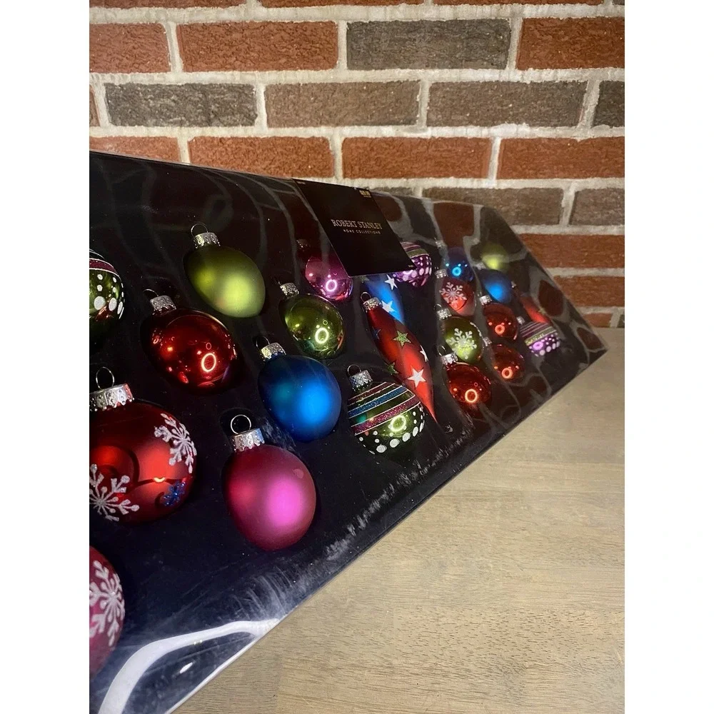 Lot 23 Robert Stanley Glass Christmas Ornaments Home‎ collection vintage-new